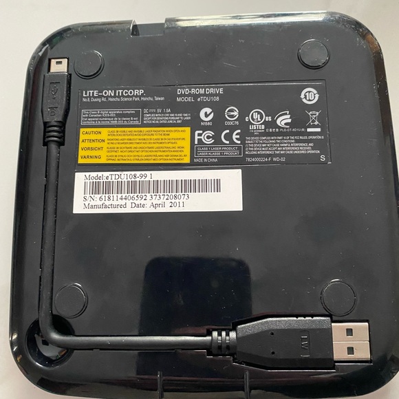 LITE-ON Black USB 2.0 Interface External DVD Drive - Model eTDU108 W/ Cord - Picture 2 of 10